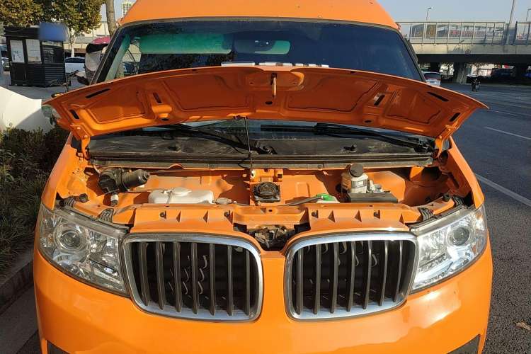 Used SRM Haoyun 1  Engine Bay