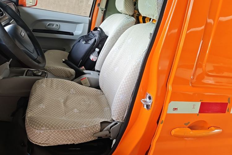 Used SRM Haoyun 1 2022 Launch Edition Left Front Seat