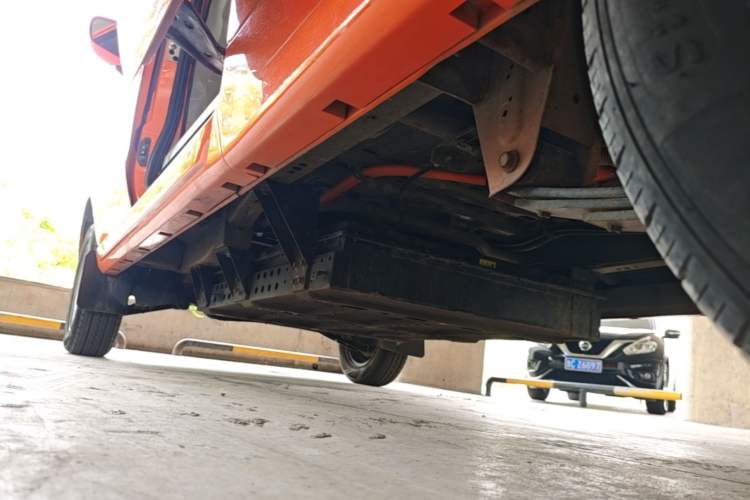 Used SRM Haoyun 1 2022 Launch Edition Left Side Sill
