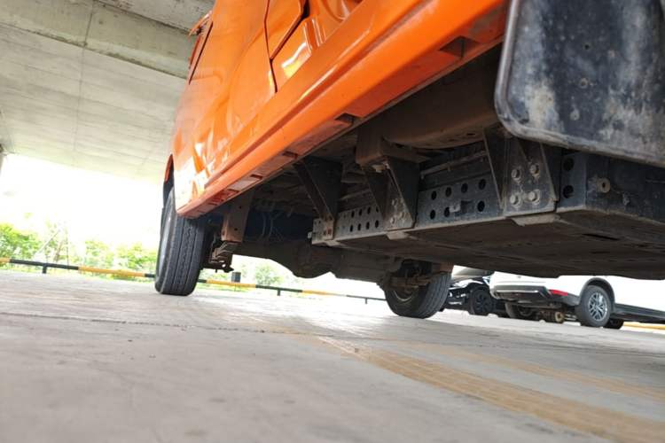 Used SRM Haoyun 1 2022 Launch Edition Right Side Sill