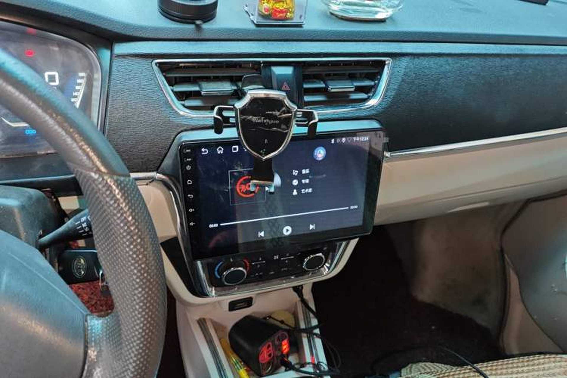 Used SRM Haoyun 1  Audio And AC Panel