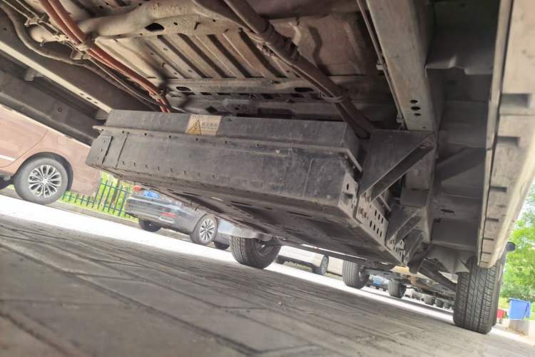 Used SRM Haoyun 1 2022 Launch Edition Chassis Rear Right