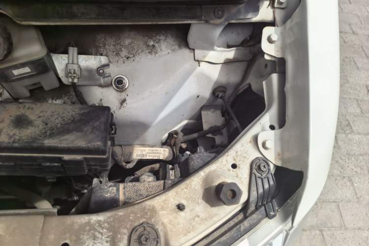 Used SRM Haoyun 1 2022 Launch Edition Engine Bay Left