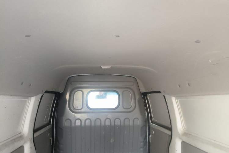 Used SRM Haoyun 1 2022 Launch Edition Headliner