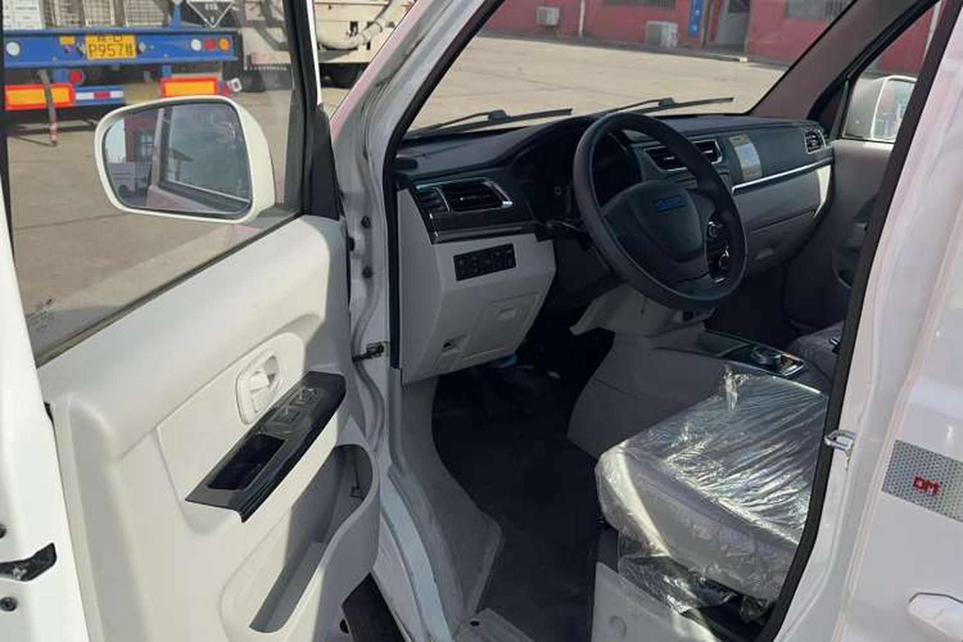 Used SRM Haoyun 1 2022 Launch Edition Interior 2