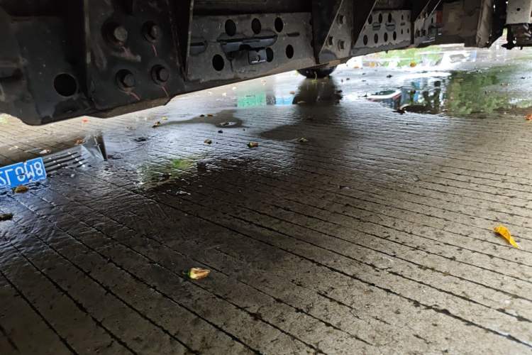 Used SRM Haoyun 2022 Standard Passenger Bus Chassis Front Left