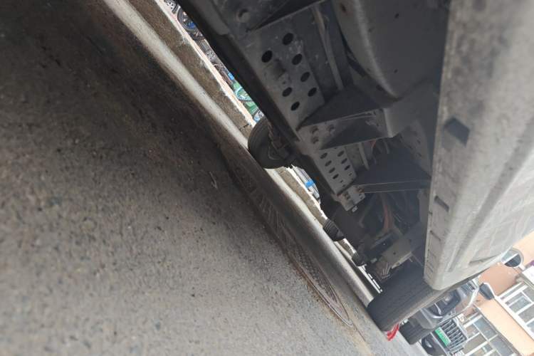 Used SRM Haoyun 2022 Launch Edition Chassis Front Left
