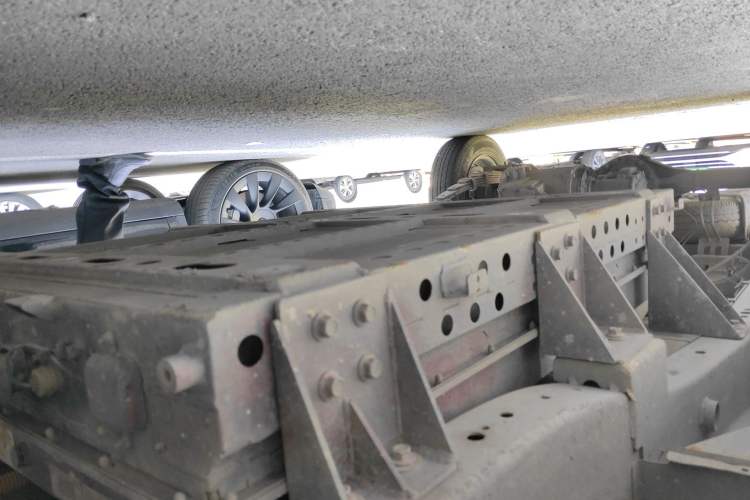 Used SRM Haoyun 2022 Commercial Van Entrepreneurial Type Chassis Front Right