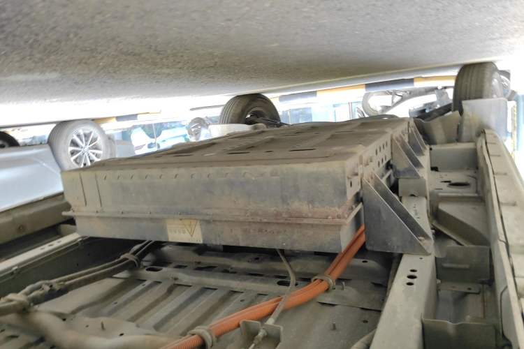 Used SRM Haoyun 2022 Commercial Van Entrepreneurial Type Chassis Rear Left