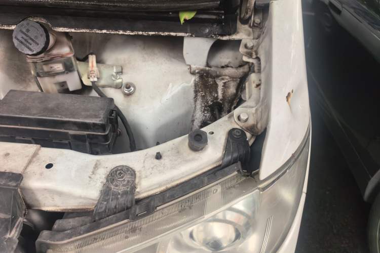 Used SRM Haoyun 2022 Commercial Van Entrepreneurial Type Engine Bay Left
