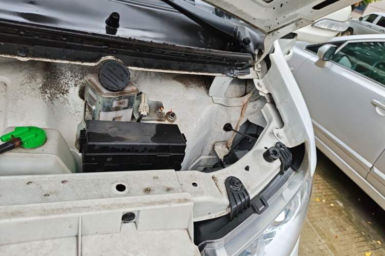 Used SRM Haoyun 2022 Standard Passenger Bus Engine Bay Left