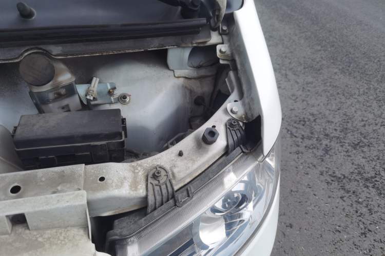 Used SRM Haoyun 2022 Commercial Van Entrepreneurial Type Engine Bay Left