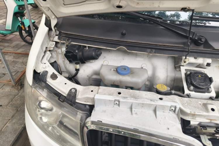 Used SRM Haoyun 2022 Commercial Van Wealth Creation Edition Engine Bay Right
