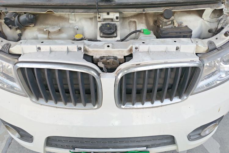 Used SRM Haoyun 2022 Standard Passenger Bus Engine Bay