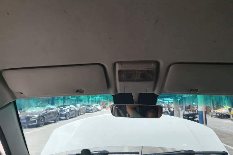 Used SRM Haoyun 2022 Commercial Van Wealth Creation Edition Headliner