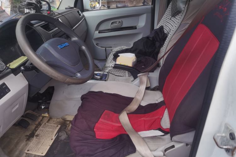 Used SRM Haoyun 2022 Commercial Van Entrepreneurial Type Left Front Seat