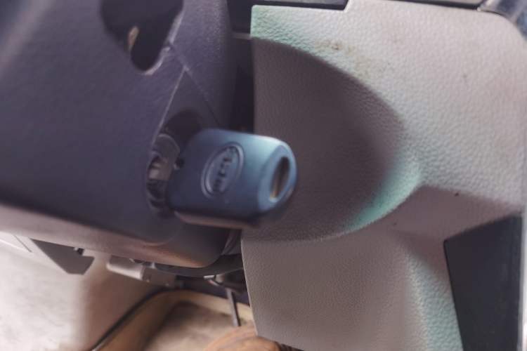 Used SRM Haoyun 2022 Commercial Van Entrepreneurial Type Vehicle Key