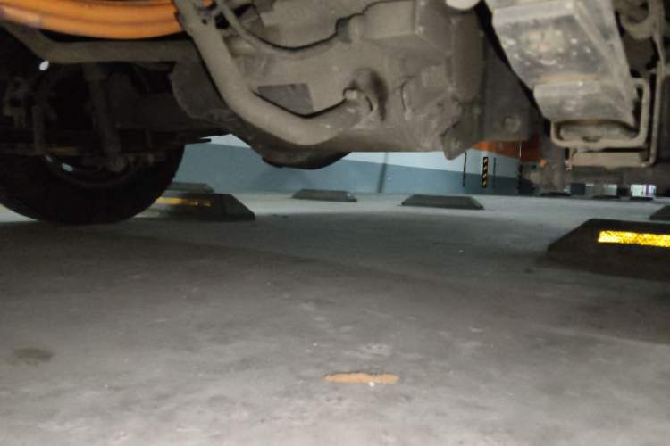 Used SRM Haoyun 2023 Launch Edition Entrepreneurial Van Chassis Rear Left