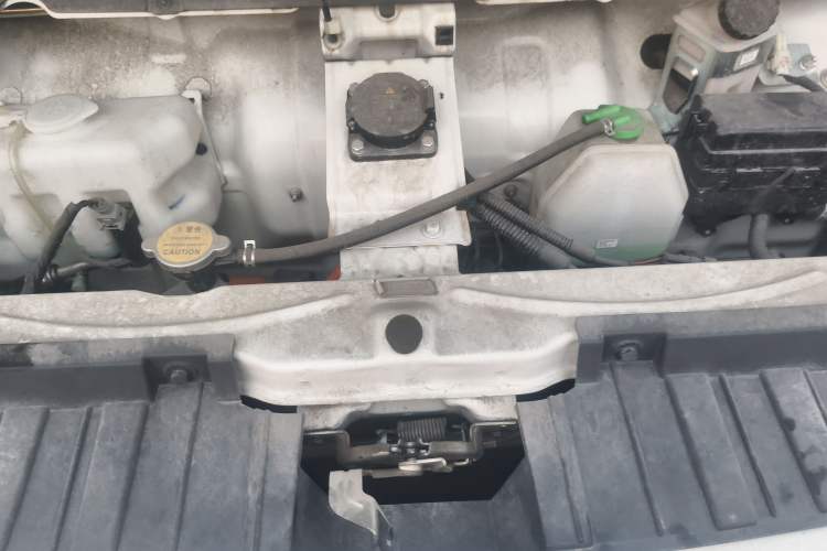 Used SRM Haoyun 2023 Launch Edition Entrepreneurial Van Engine Bay