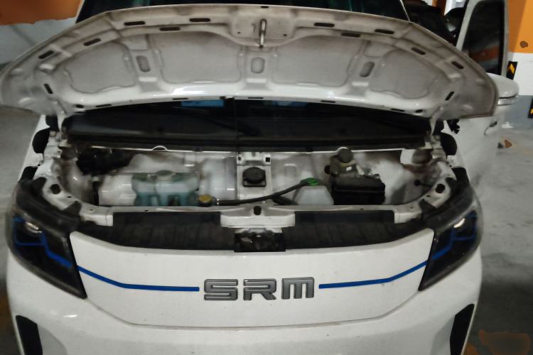 Used SRM Haoyun 2023 Launch Edition Entrepreneurial Van Engine Bay