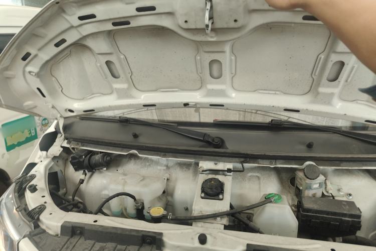 Used SRM Haoyun 2023 Standard Passenger Bus Engine Bay