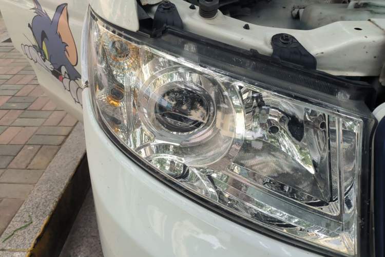 Used SRM Haoyun 2023 Standard Passenger Van 6 Seats Exterior 6