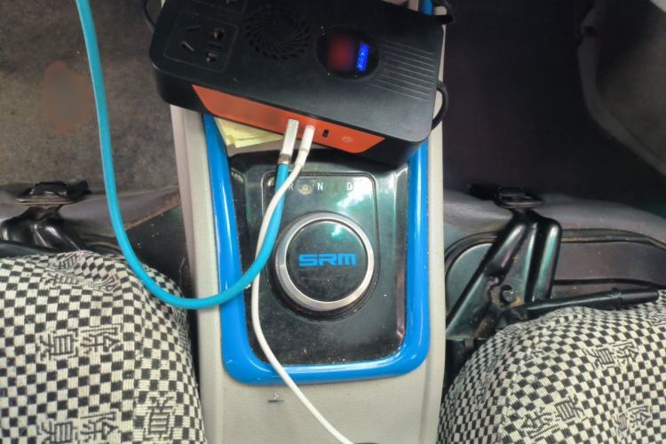 Used SRM Haoyun 2023 Standard Passenger Van 6 Seats Gear Lever