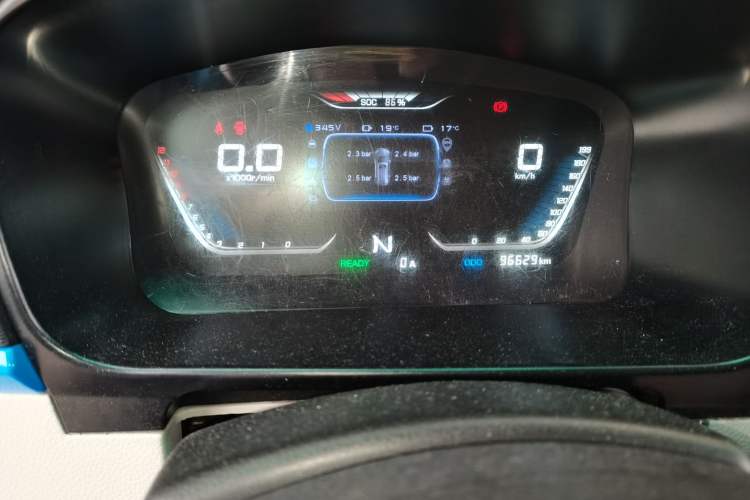 Used SRM Haoyun 2023 Standard Passenger Van 6 Seats Instrument Cluster