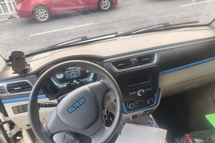 Used SRM Haoyun 2023 Launch Edition Entrepreneurial Van Interior 2