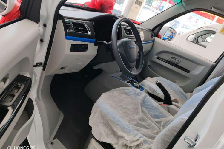 Used SRM Haoyun 2023 Launch Edition Entrepreneurial Van Interior 3