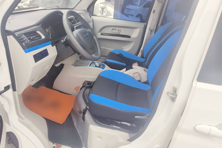 Used SRM Haoyun 2023 Launch Edition Entrepreneurial Van Left Front Seat