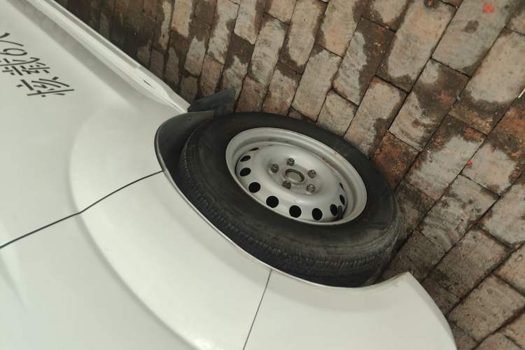 Used SRM Haoyun 2023 Standard Passenger Bus Left Front Wheel Hub