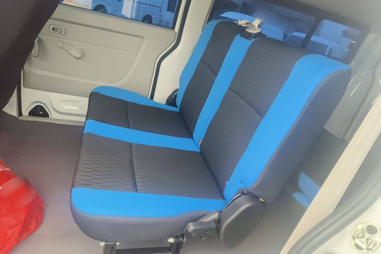 Used SRM Haoyun 2023 Launch Edition Entrepreneurial Van Left Rear Seat