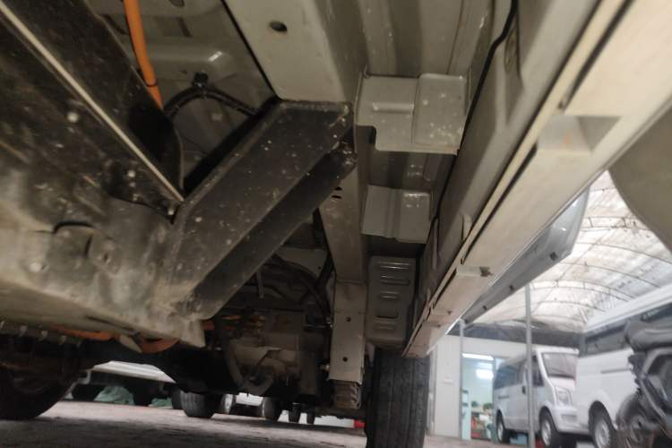 Used SRM Haoyun 2023 Standard Passenger Bus Left Side Sill