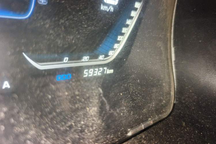 Used SRM Haoyun 2023 Launch Edition Entrepreneurial Van Odometer Close Up