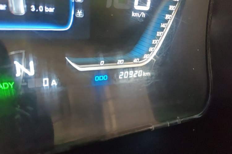 Used SRM Haoyun 2023 Premium Edition 38.64 kWh Odometer Close Up