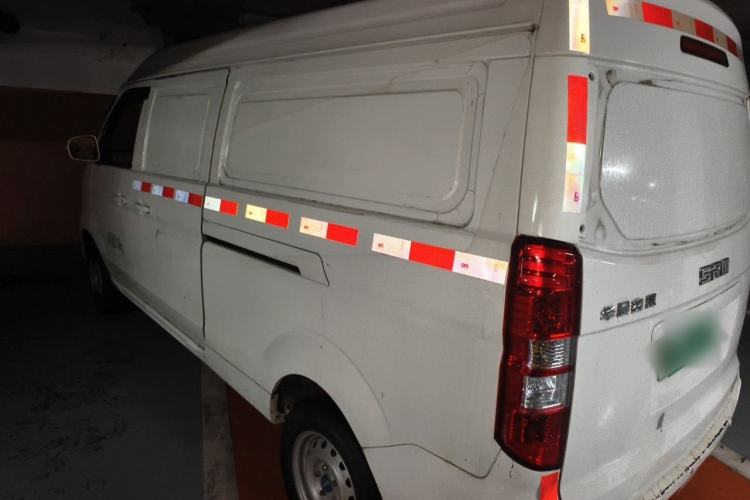 Used SRM Haoyun 2023 Launch Edition Entrepreneurial Van Rear Left 45 Deg