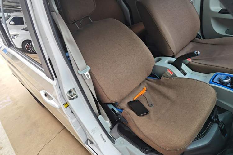 Used SRM Haoyun 2023 Standard Passenger Bus Right Front Seat