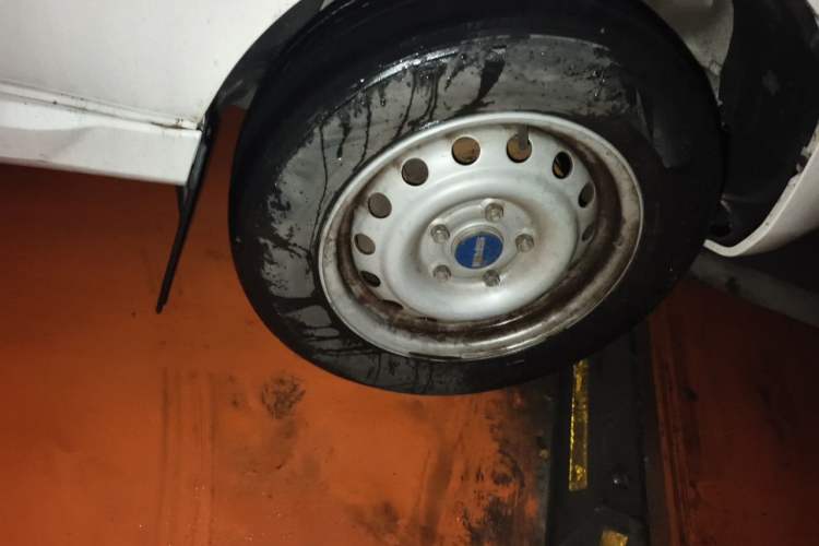 Used SRM Haoyun 2023 Launch Edition Entrepreneurial Van Right Front Wheel Hub