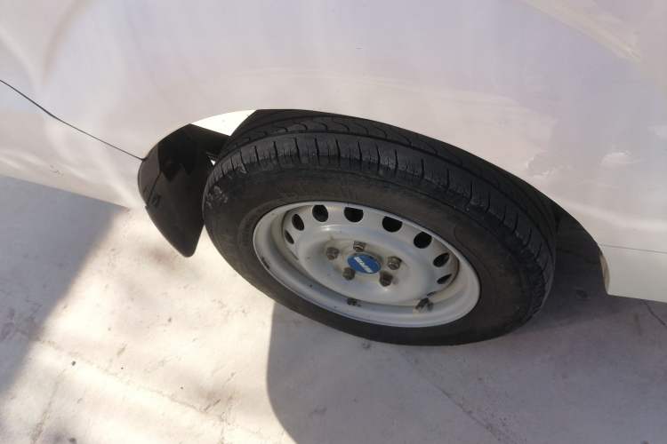 Used SRM Haoyun 2023 Standard Passenger Bus Right Rear Wheel Hub