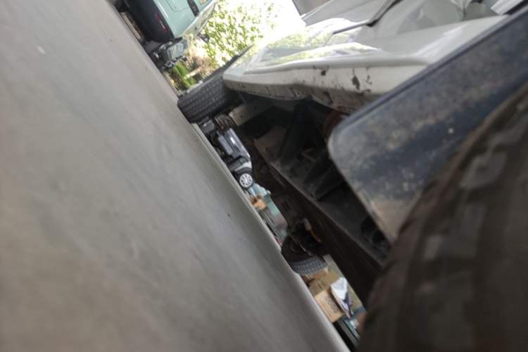 Used SRM Haoyun 2023 Launch Edition Standard Type Passenger Right Side Sill