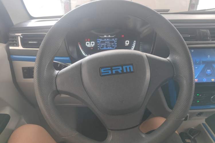 Used SRM Haoyun 2023 Standard Passenger Van 6 Seats Steering Wheel