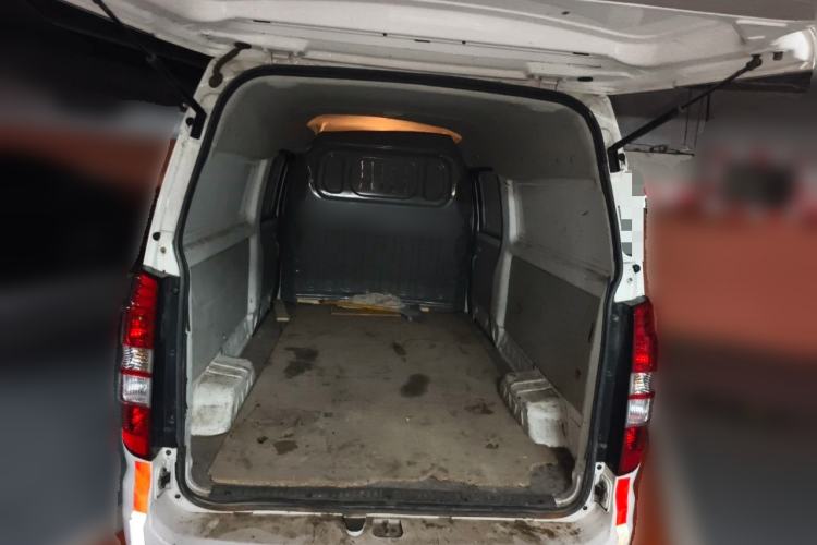 Used SRM Haoyun 2023 Launch Edition Entrepreneurial Van Trunk