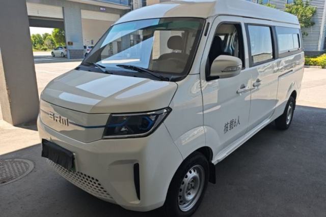 Used SRM Haoyun 2025 Launch Edition Farady 42.3 kWh 305 km 6 seats