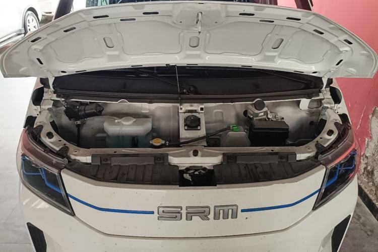Used SRM Haoyun 2025 Launch Edition Farady 42.3 kWh 305 km 6 seats Engine Bay