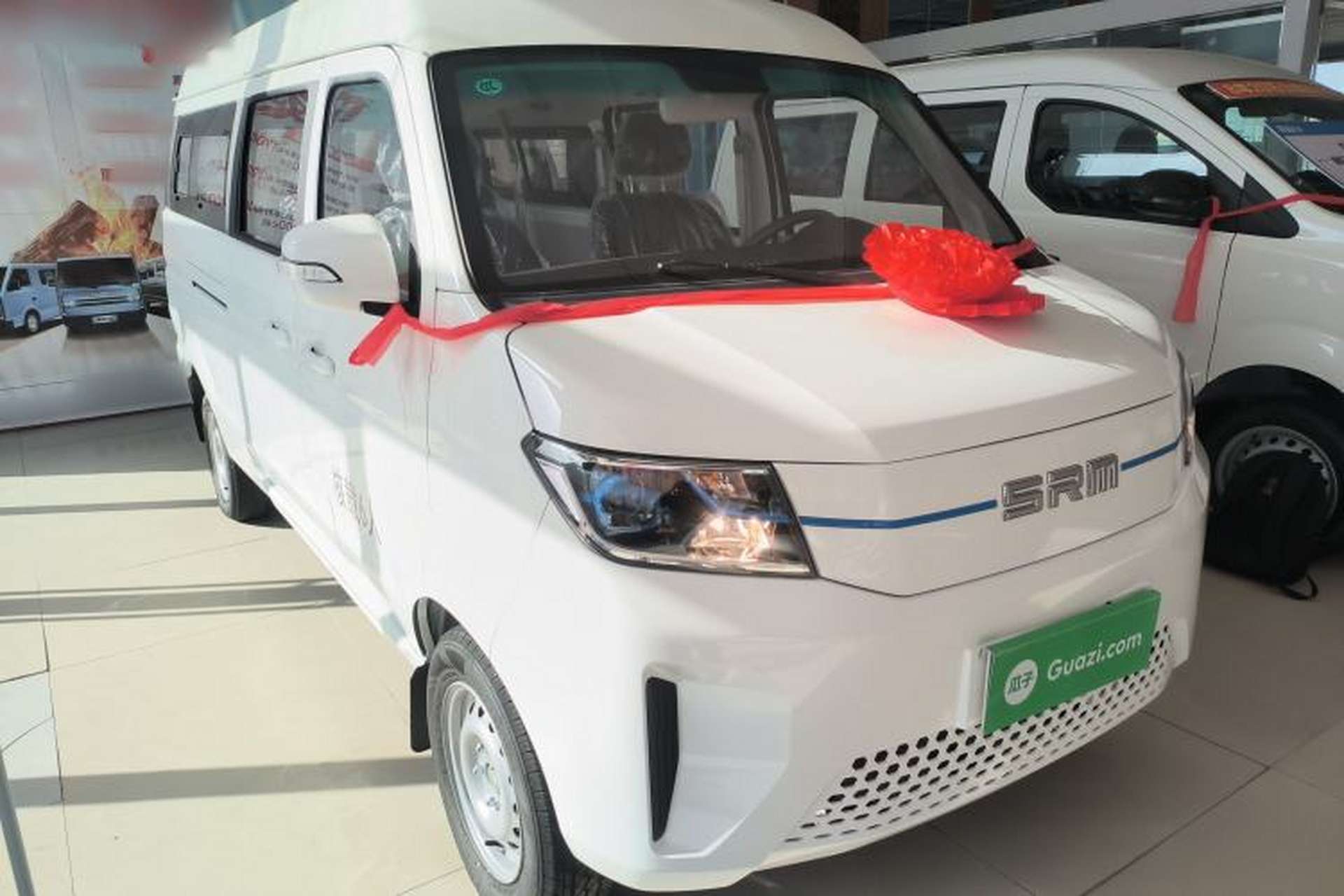 Used SRM Haoyun 2025 Launch Edition Farady 42.3 kWh 305 km 6 seats Exterior 2