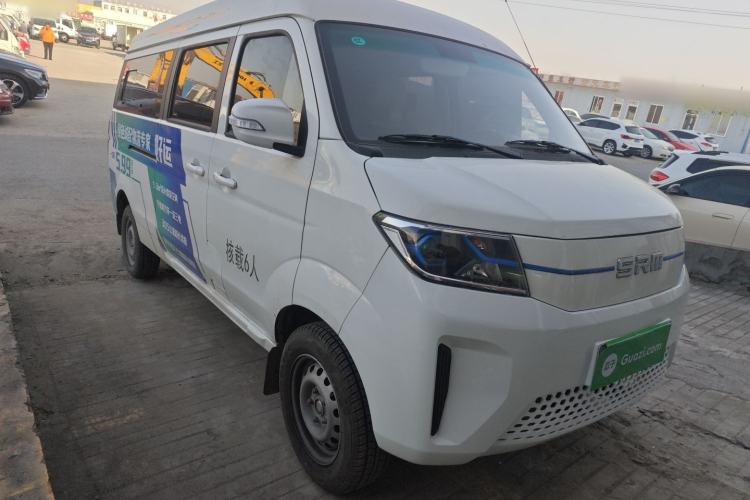 Used SRM Haoyun 2025 Launch Edition Farady 42.3 kWh 305 km 6 seats Exterior 2