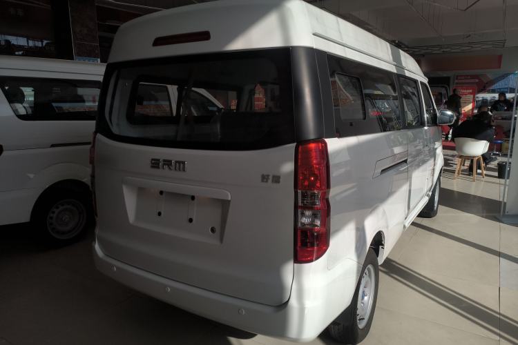 Used SRM Haoyun 2025 Launch Edition Farady 42.3 kWh 305 km 6 seats Exterior 5
