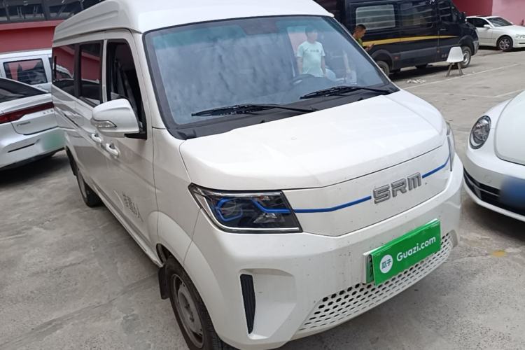 Used SRM Haoyun 2025 Launch Edition Farady 42.3 kWh 305 km 6 seats Front Right 45 Deg