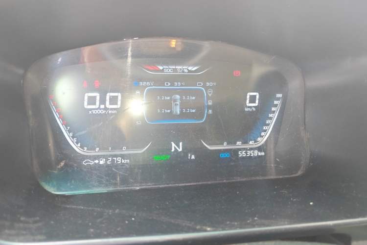 Used SRM Haoyun 2025 Launch Edition Farady 42.3 kWh 305 km 6 seats Instrument Cluster